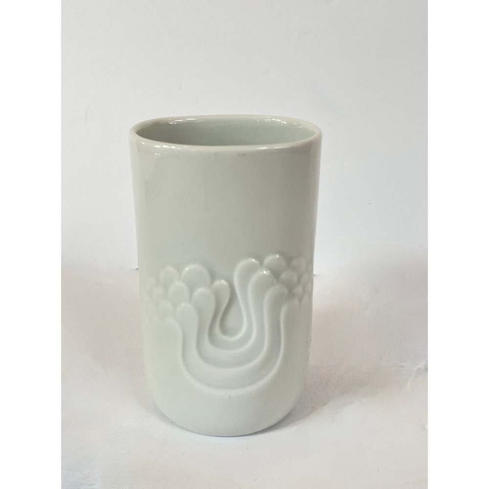 Vintage Thomas Germany White Porcelain Vase‎ Relief Abstract Mid Century Modern